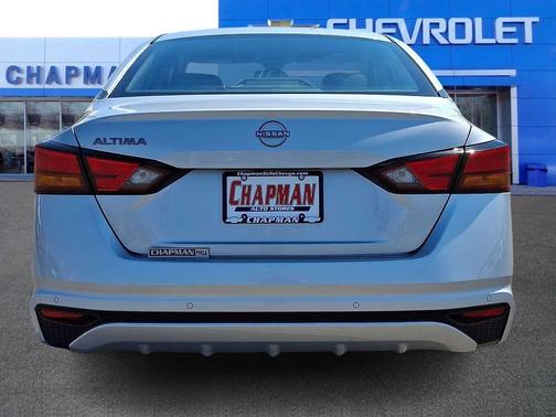 Brilliant Silver Metallic 2024 Nissan Altima S FWD
