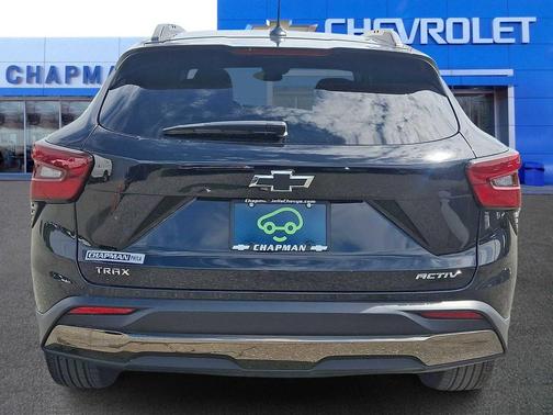 Mosaic Black Metallic 2024 Chevrolet Trax FWD ACTIV