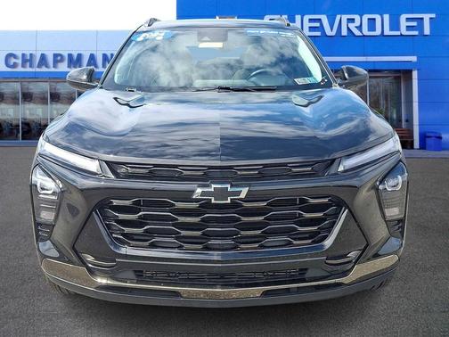 Mosaic Black Metallic 2024 Chevrolet Trax FWD ACTIV
