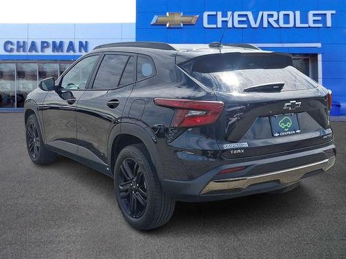 Mosaic Black Metallic 2024 Chevrolet Trax FWD ACTIV
