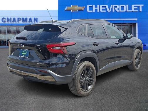 Mosaic Black Metallic 2024 Chevrolet Trax FWD ACTIV