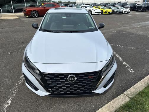 2023 Nissan Altima SR FWD