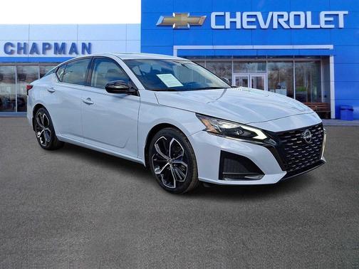 2023 Nissan Altima SR FWD