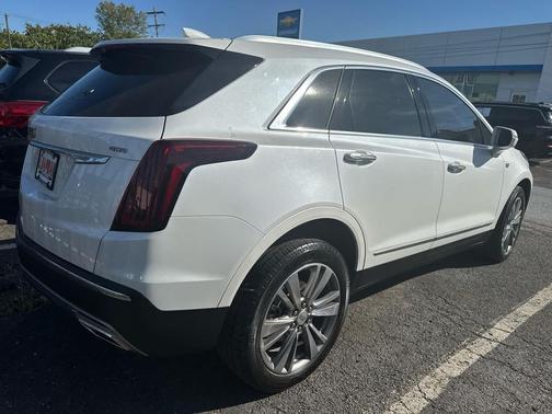 2020 Cadillac XT5 Premium Luxury