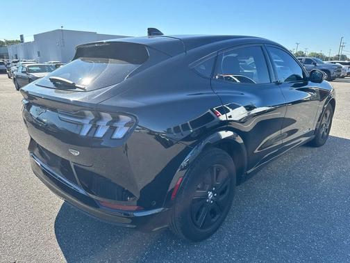 2021 Ford Mustang Mach-E California Route 1