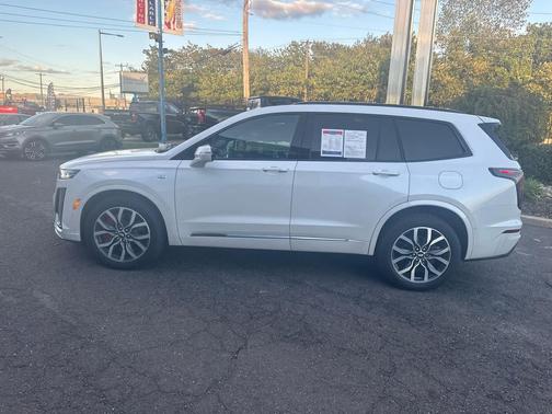 2023 Cadillac XT6 Sport AWD