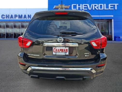2018 Nissan Pathfinder SV