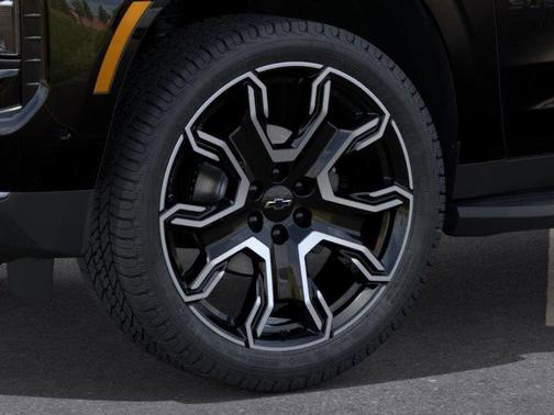 2025 Chevrolet Suburban RST