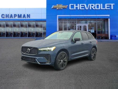 2024 Volvo XC60 B5 Plus Dark Theme