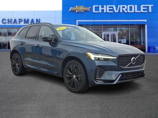 2024 Volvo XC60 B5 Plus Dark Theme