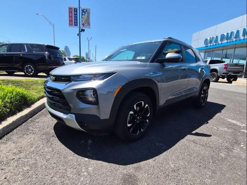 Sterling Gray Metallic 2023 Chevrolet Trailblazer LT