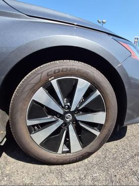 Gun Metallic 2022 Nissan Altima 2.5 SV