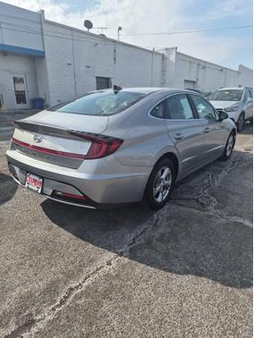 2022 Hyundai SONATA SE