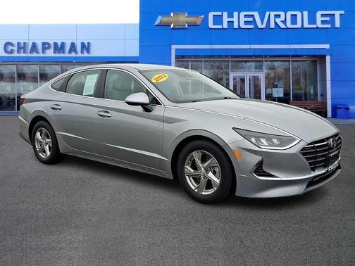 2022 Hyundai SONATA SE