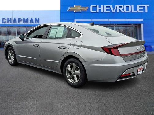 2022 Hyundai SONATA SE