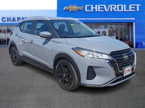 Boulder Gray Pearl 2023 Nissan Kicks SV