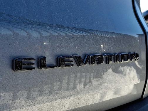 2024 GMC Acadia FWD Elevation