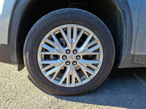 2024 GMC Acadia FWD Elevation