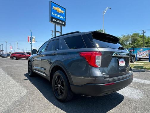 MAGNETIC METALLIC 2020 Ford Explorer XLT