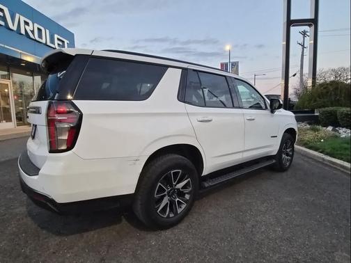 Summit White 2021 Chevrolet Tahoe 4WD Z71