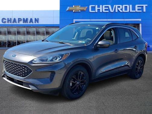 Magnetic 2020 Ford Escape SE