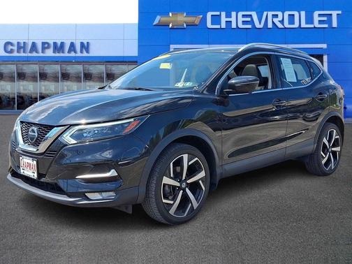 Magnetic Black Pearl 2022 Nissan Rogue Sport SL