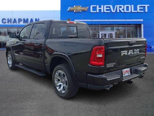 Diamond Black Crystal Pearlcoat 2025 RAM 1500 Big Horn/Lone Star