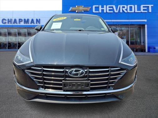 2022 Hyundai SONATA SE