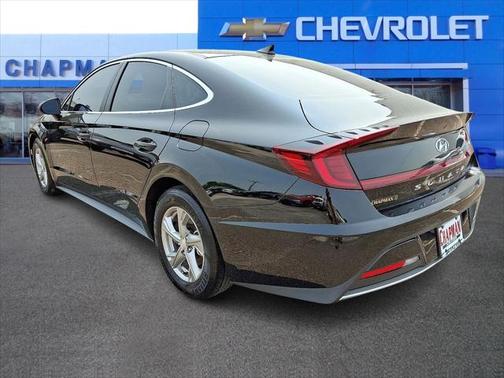 2022 Hyundai SONATA SE