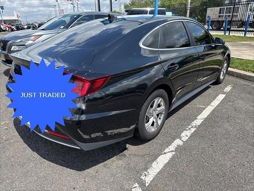 2022 Hyundai SONATA SE