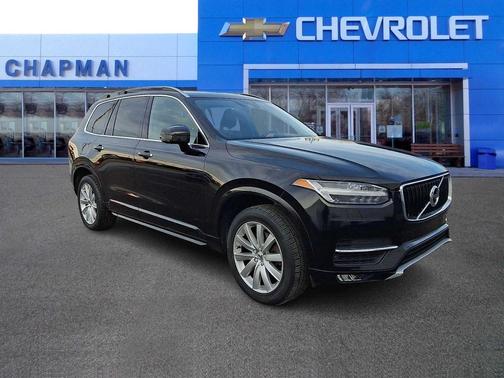 2016 Volvo XC90 T6 Momentum