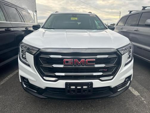 2022 GMC Terrain AWD AT4