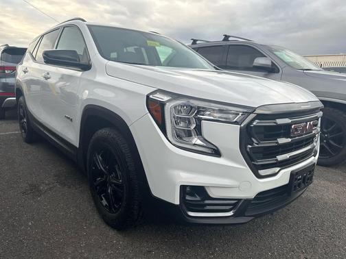 2022 GMC Terrain AWD AT4