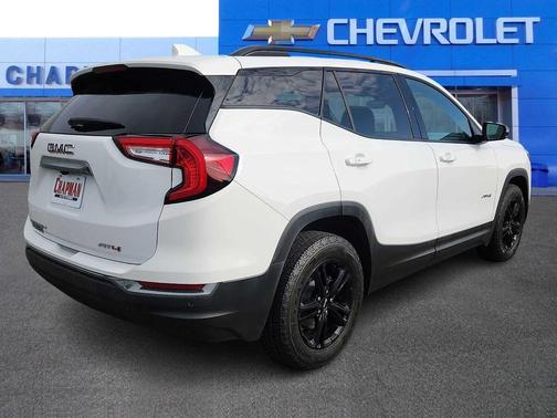 2022 GMC Terrain AWD AT4