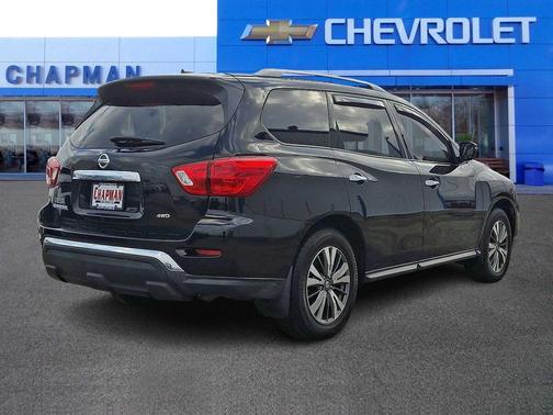 2017 Nissan Pathfinder S