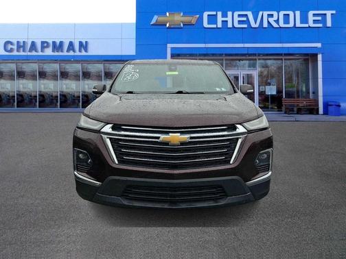 Black Cherry Metallic 2023 Chevrolet Traverse LT Cloth