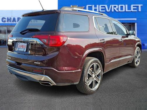2017 GMC Acadia Denali