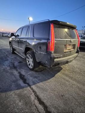 2020 Cadillac Escalade Luxury