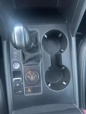 2020 Volkswagen Atlas Cross Sport 3.6L V6 SE w/Technology R-Line