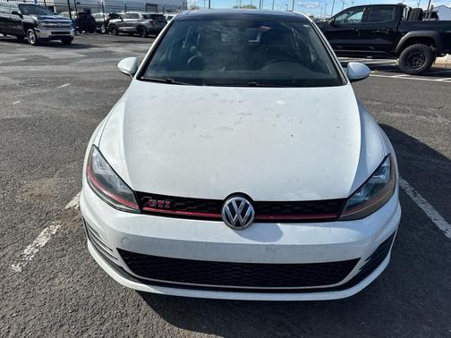 2016 Volkswagen Golf GTI 2.0T SE 4-Door
