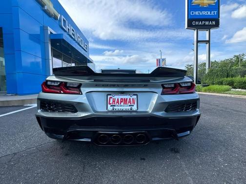 Hypersonic Gray Metallic 2024 Chevrolet Corvette Z06
