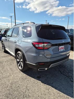 2023 Honda Pilot AWD Elite