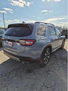 2023 Honda Pilot AWD Elite