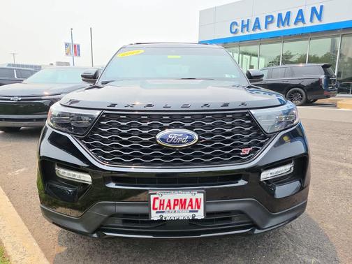 Agate Black 2023 Ford Explorer ST