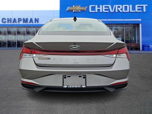 2021 Hyundai ELANTRA SEL