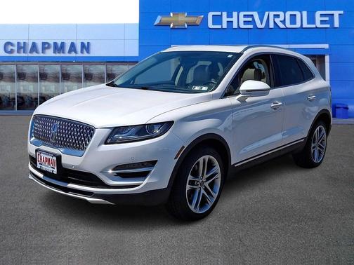 White Platinum Metallic Tri-Coat 2019 Lincoln MKC Reserve