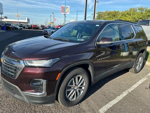 2023 Chevrolet Traverse LT Cloth