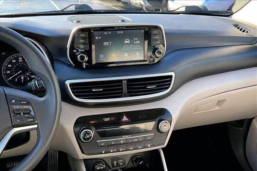 2021 Hyundai TUCSON SEL