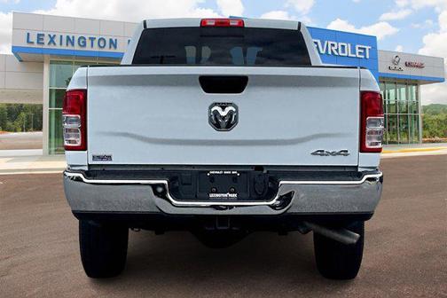 2021 RAM 2500 Tradesman Crew Cab 4x4 6'4' Box