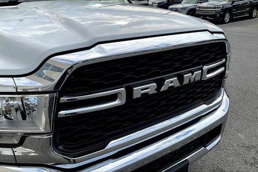 2021 RAM 2500 Tradesman Crew Cab 4x4 6'4' Box